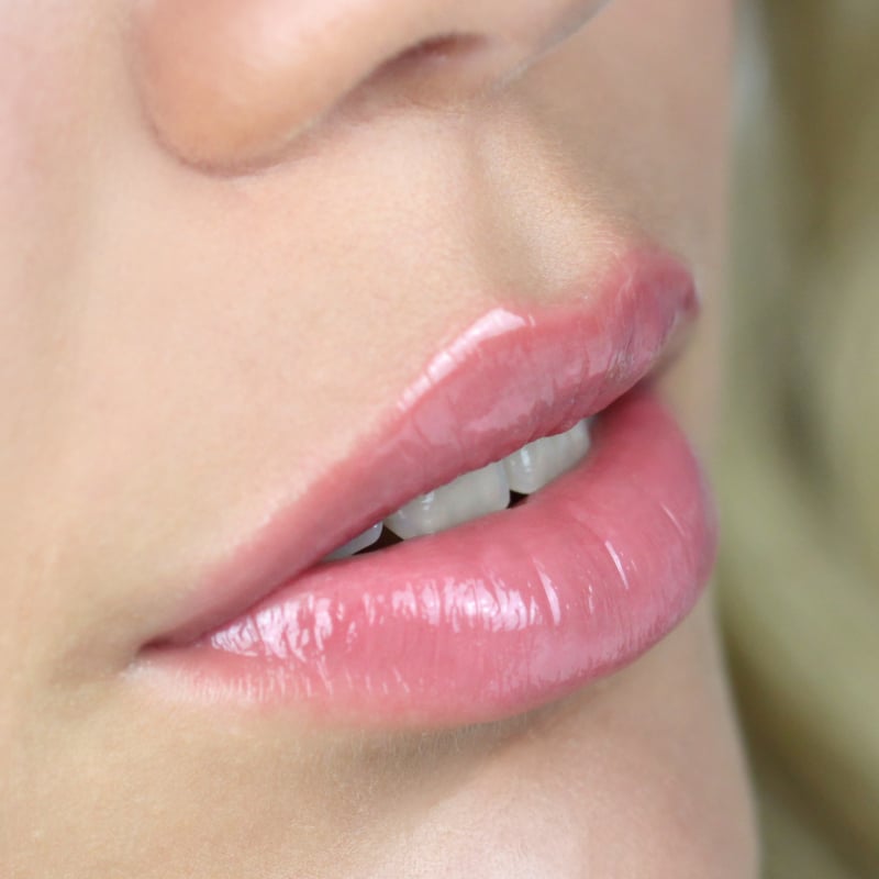 GenZ make-up GenZ Let it Glow Lipgloss No.02 Heavenly