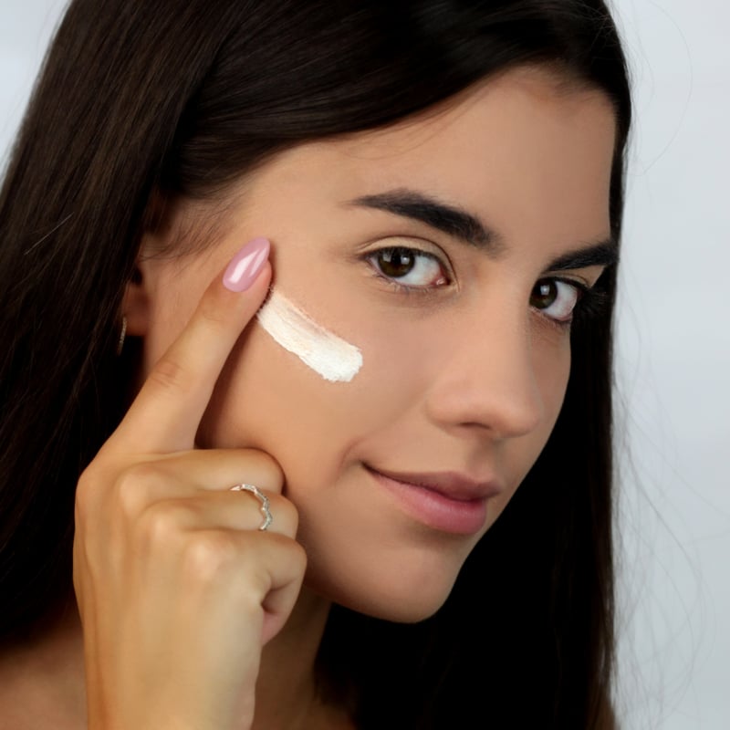 GenZ make-up GenZ Ace of Base Colour adapting foundation