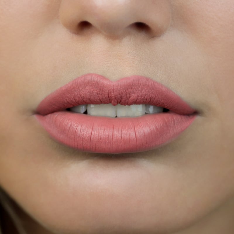 GenZ make-up GenZ Long Lasting Liquid Lipstick No.05 Latin Lover
